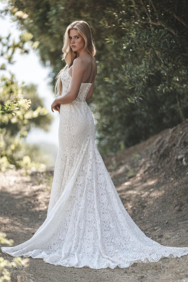 Allure Romance Style Number R3704 - 2