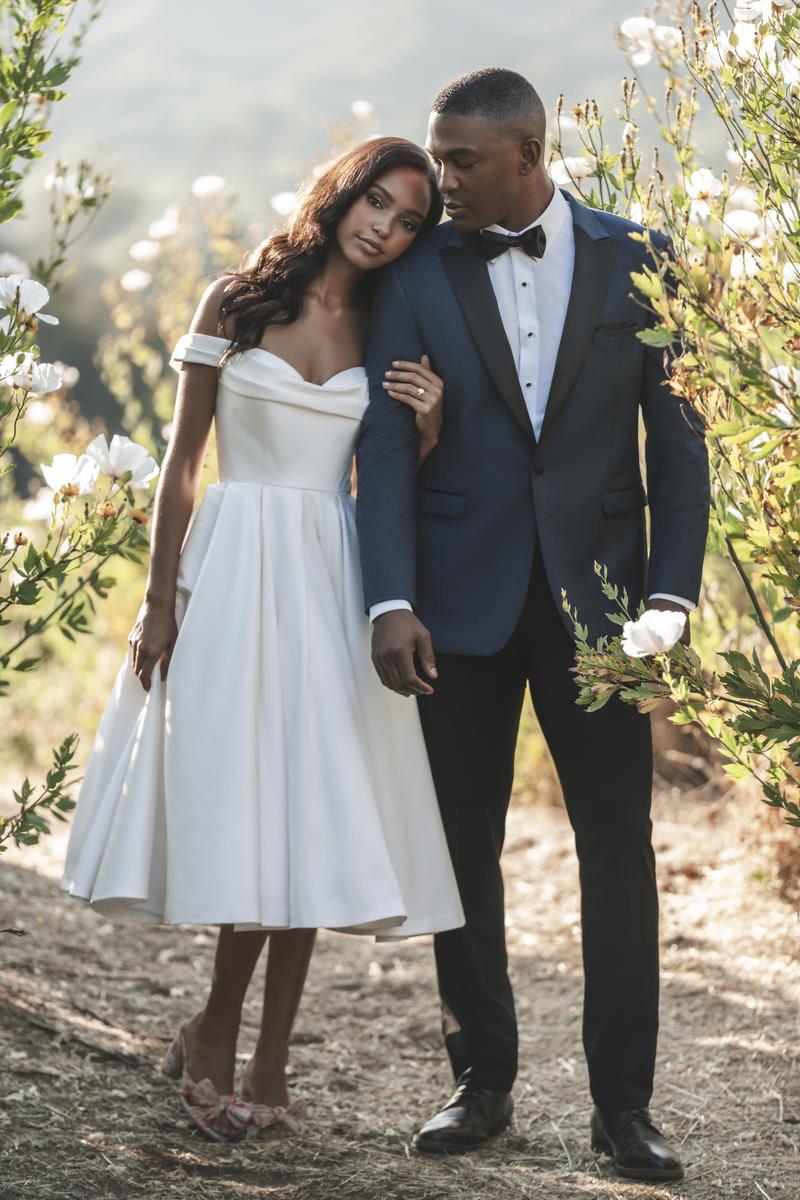 Allure Romance Style Number R3705TL - 5