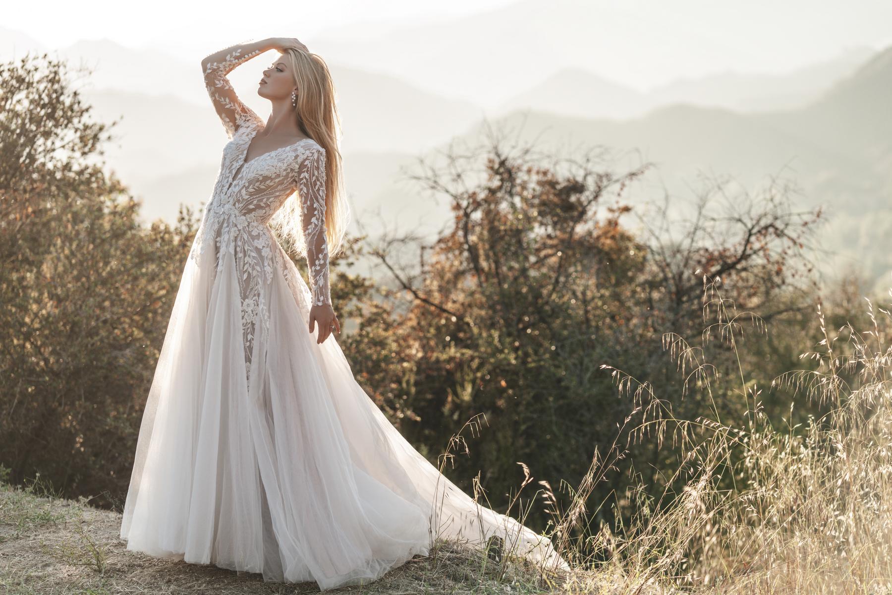 Allure Romance Style Number R3708 - 5
