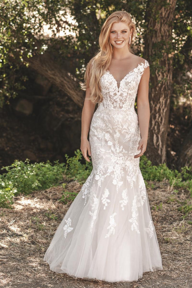 Allure Romance Style Number R3712 - 1