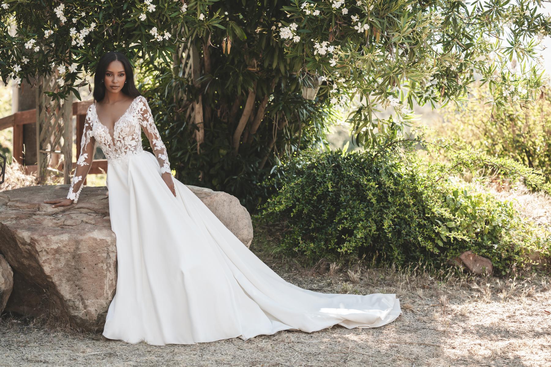 Allure Romance Style Number R3713 - 5