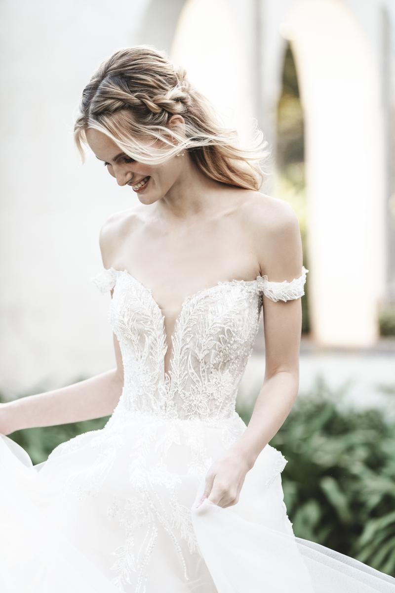 Allure Romance Style Number R3751L - 5