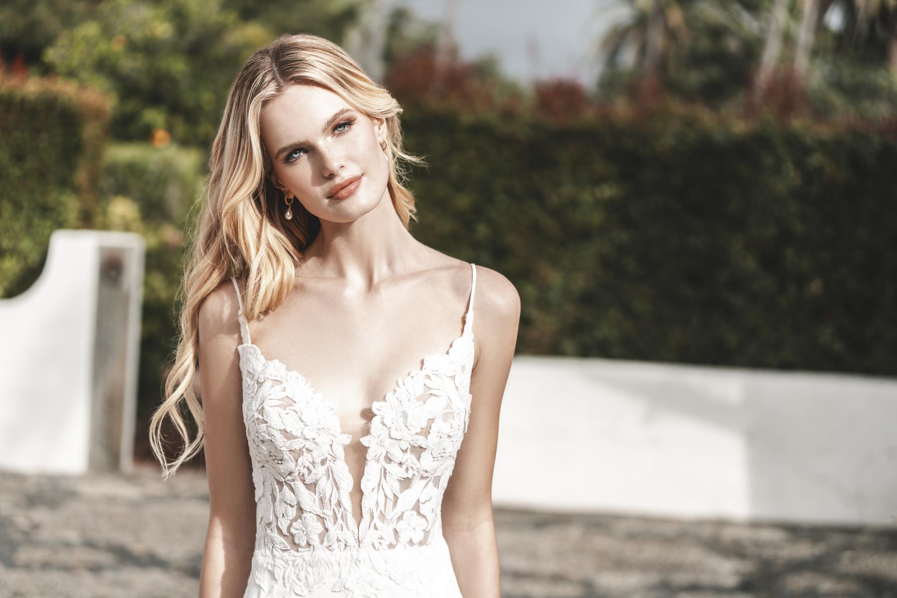 Allure Romance Style Number R3757 - 7