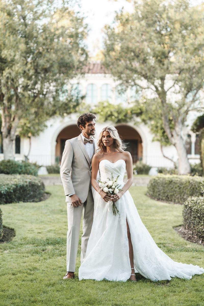 Allure Romance Style Number R3758NS - 8