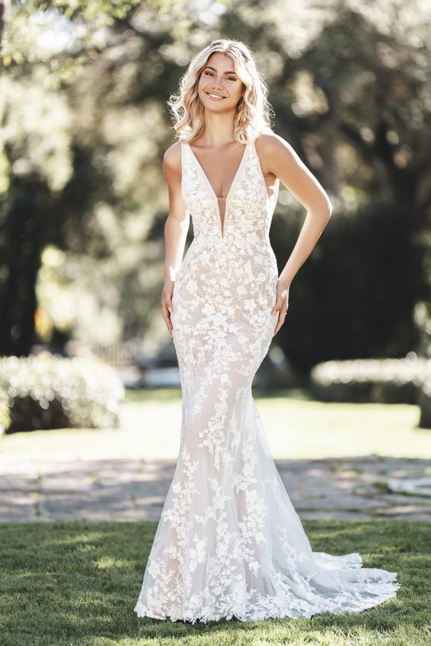 Allure Romance Style Number R3760L - 1