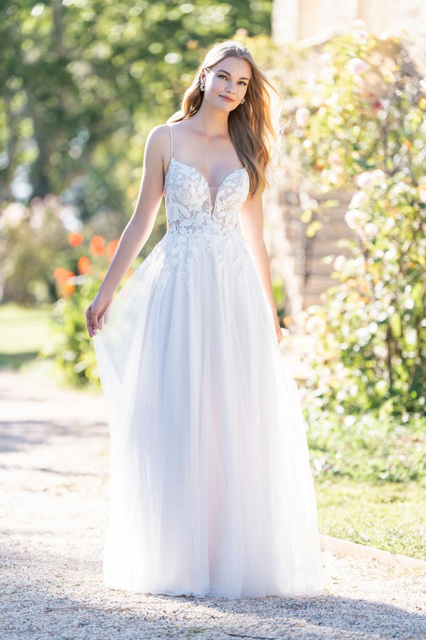 Allure Romance Style Number R3803 - 1