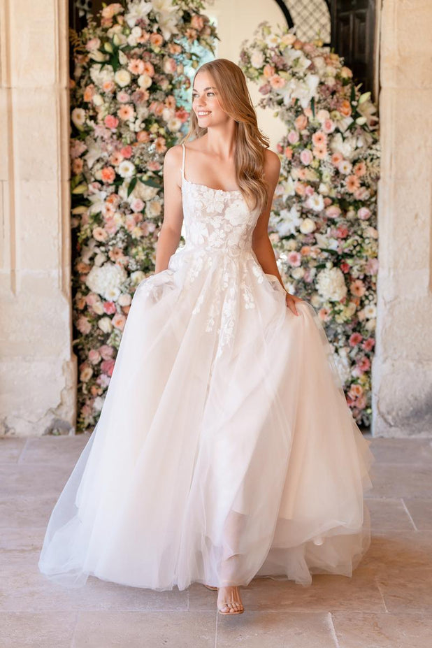 Allure Romance Style Number R3805 - 1