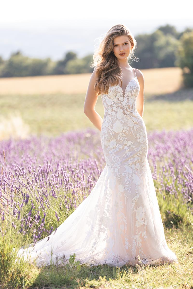 Allure Romance Style Number R3806L - 1