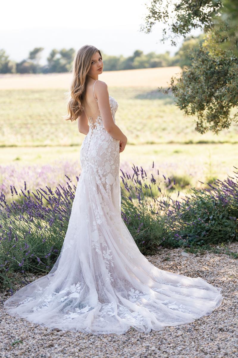 Allure Romance Style Number R3806L - 4