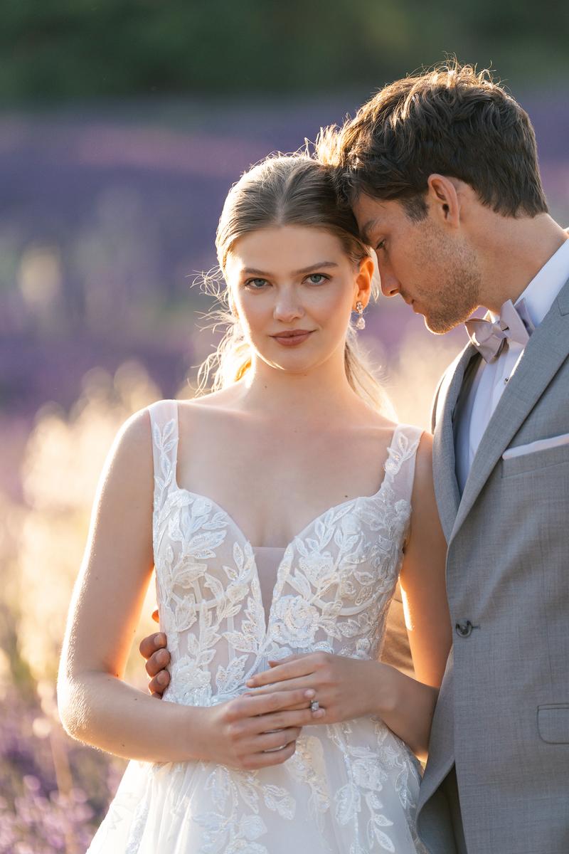 Allure Romance Style Number R3810L - 9