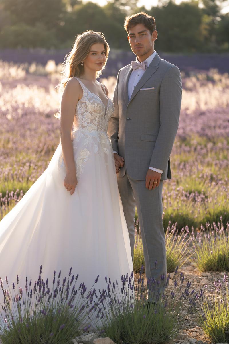 Allure Romance Style Number R3810L - 8
