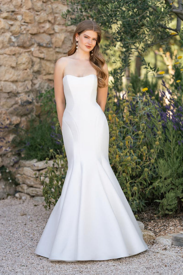 Allure Romance Style Number R3811 - 1