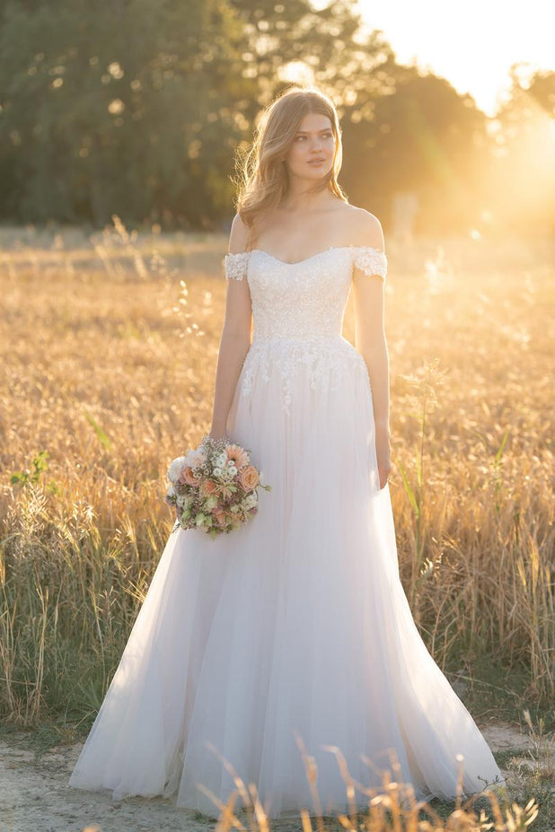 Allure Romance Style Number R3812 - 1