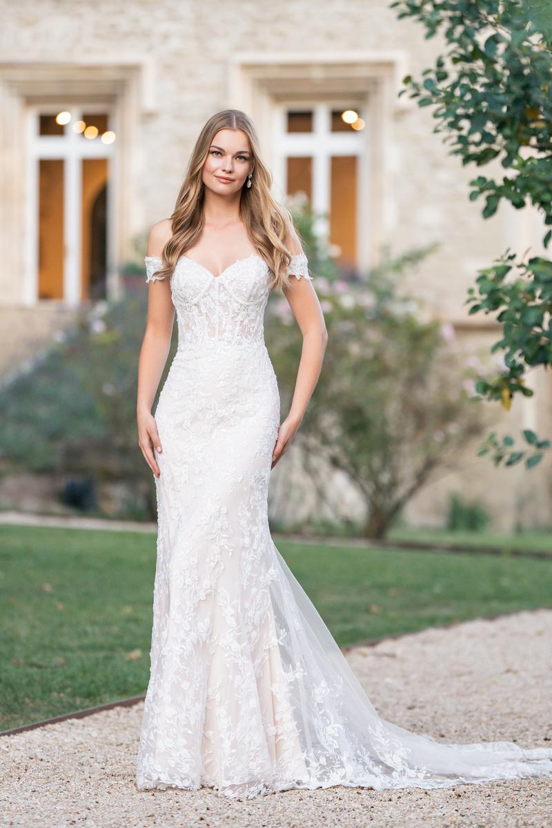 Allure Romance Style Number R3813L - 1
