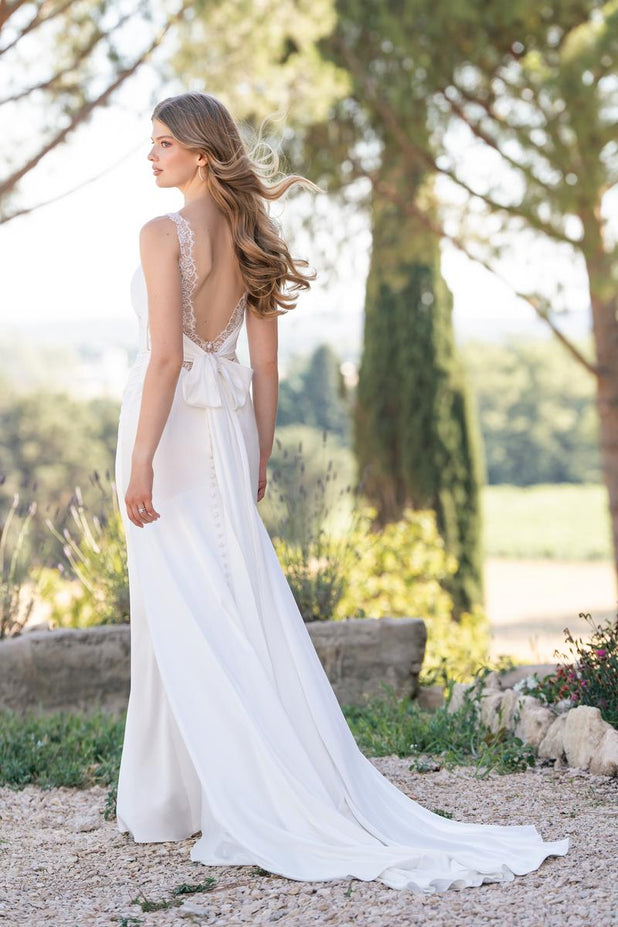 Allure Romance Style Number R3814 - 2