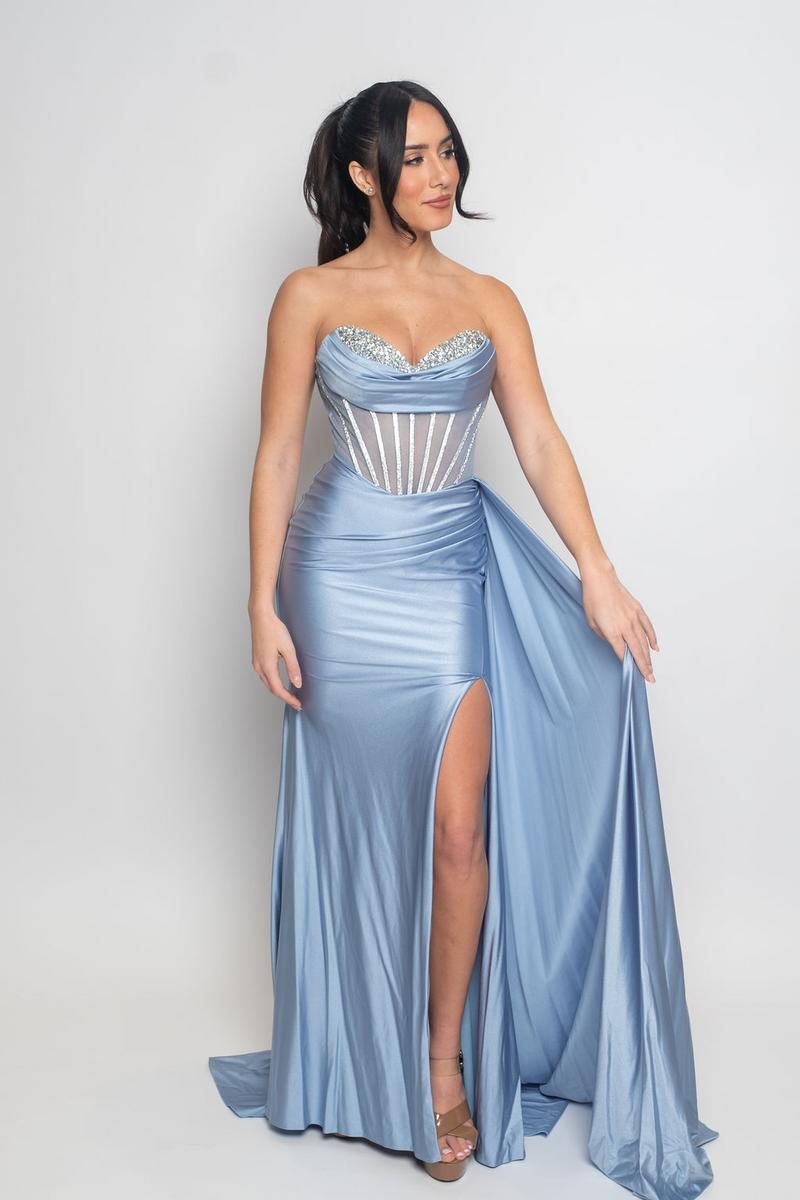 allie blue dress Heartbreaking Love Story: The Notebook Halloween Costume Reenactment