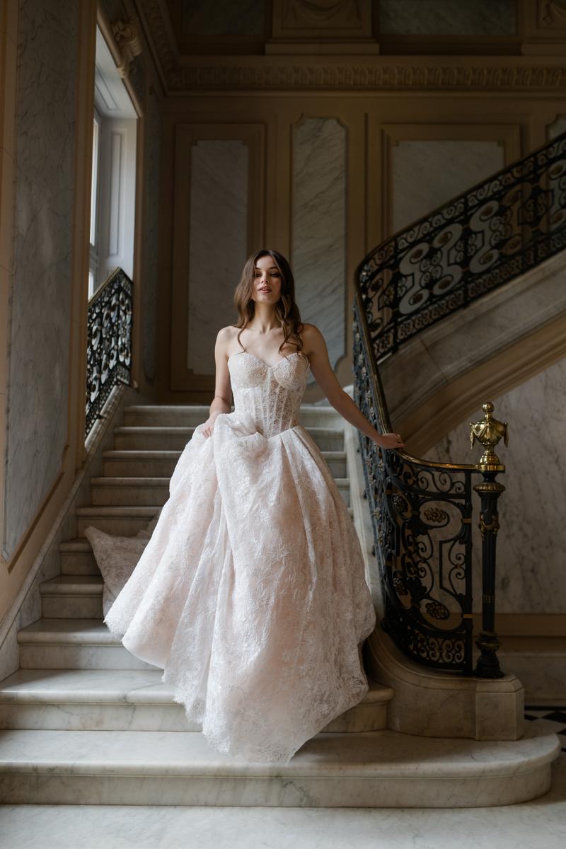 Abella Style Number E550 - 18