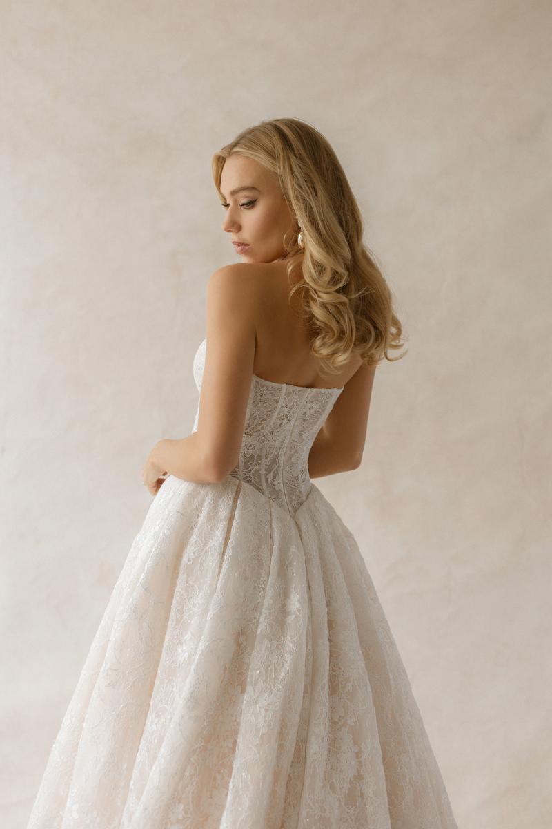 Abella Style Number E550 - 6