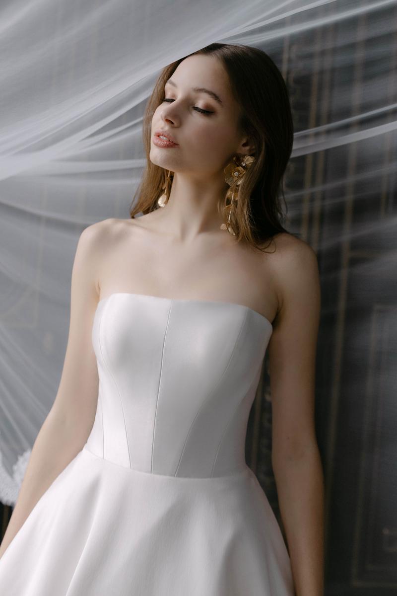 Abella Style Number E558 - 6