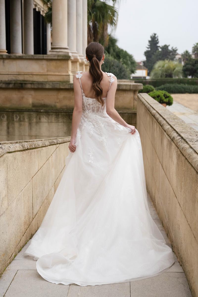 Abella Style Number E562 - 2
