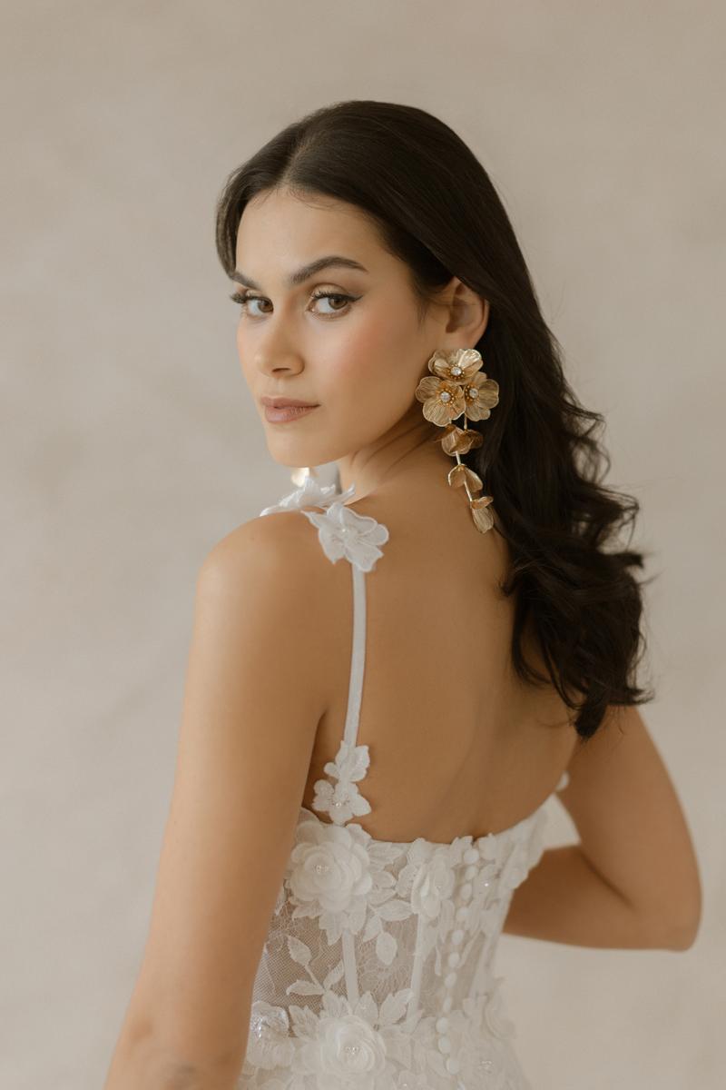 Abella Style Number E562L - 6