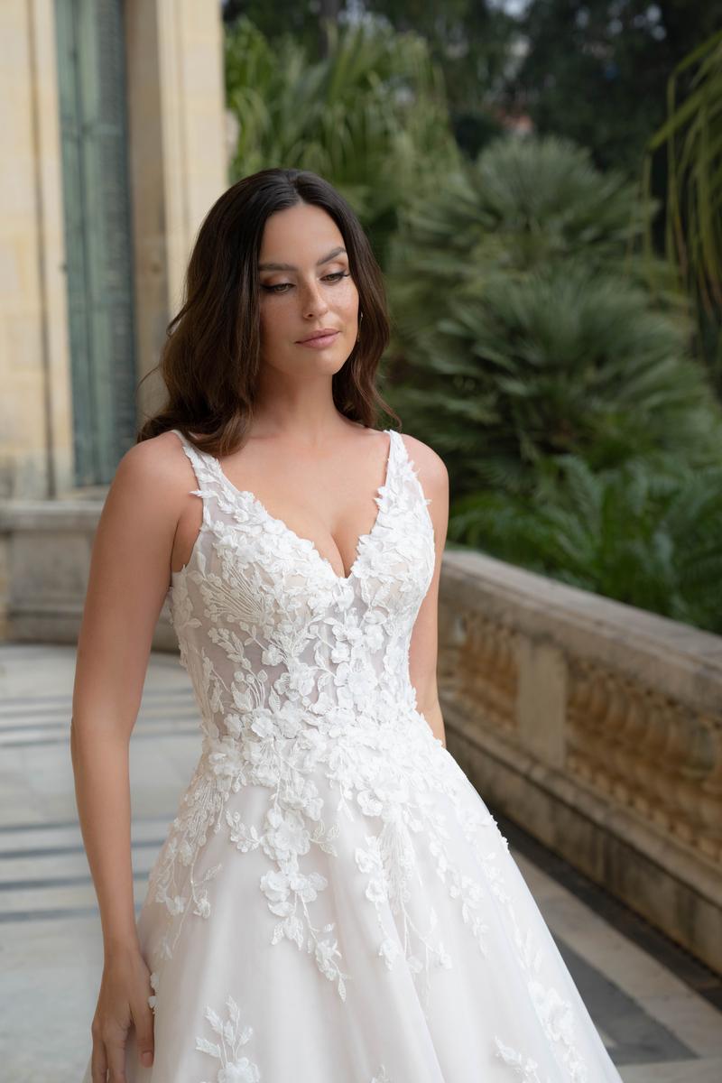 Abella Style Number E573L - 8