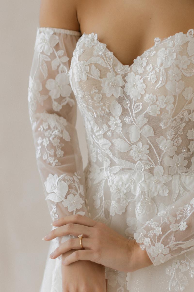 Abella Style Number E579AL - 11
