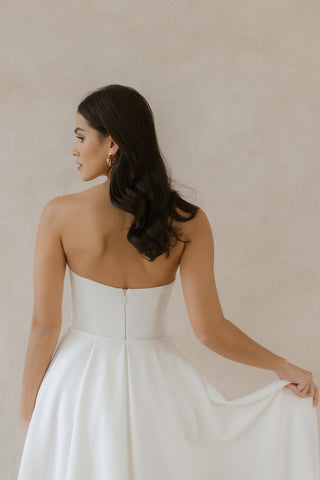 Abella Style Number E585 - 6