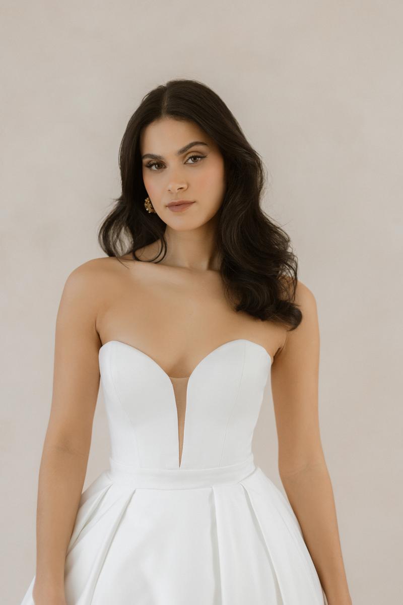 Abella Style Number E586 - 7