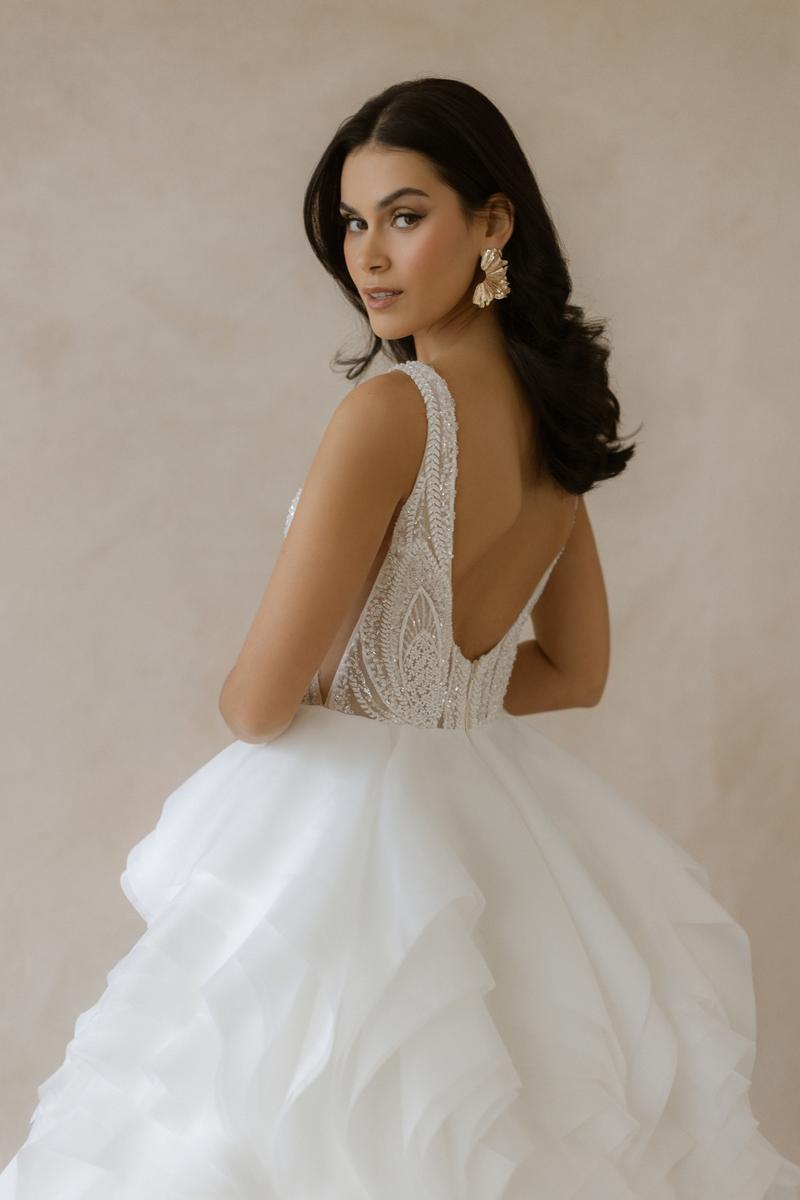 Abella Style Number E589L - 8
