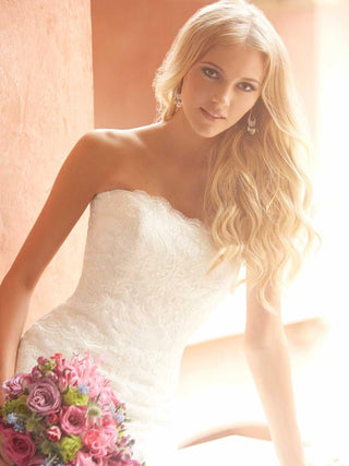 Allure Romance Style Number 2600 - 3