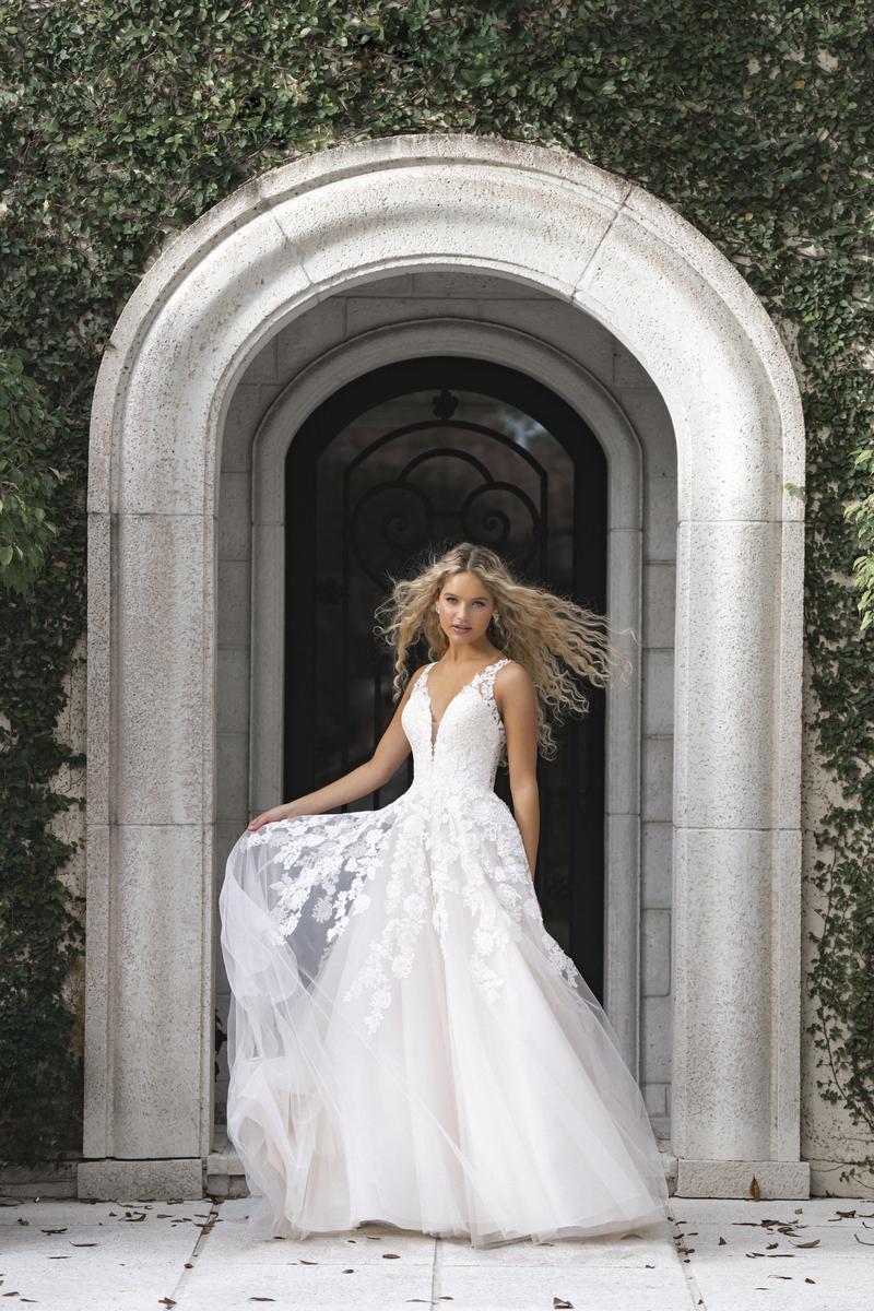 Allure Romance Style Number R3858 - 1