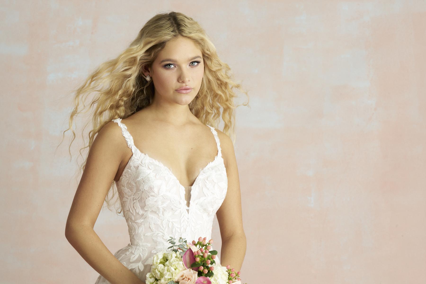 Allure Romance Style Number R3862LNC - 8