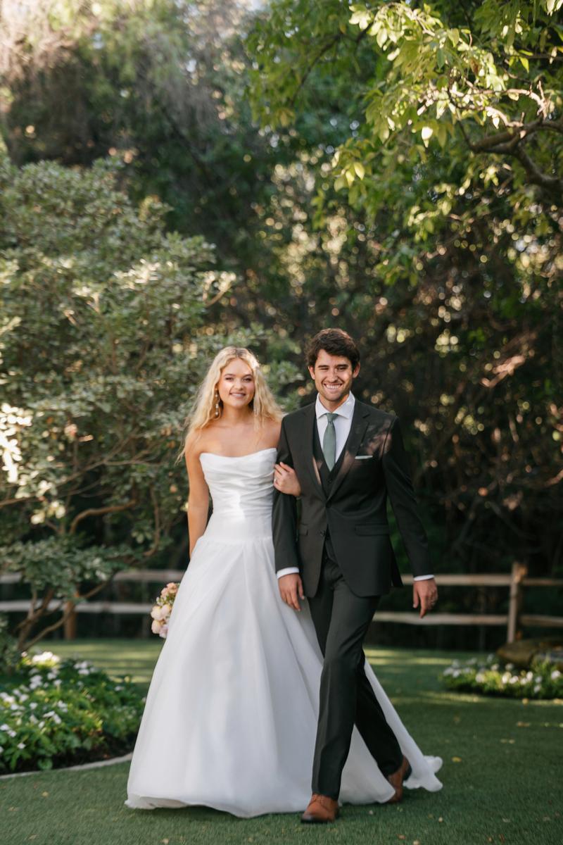 Allure Romance Style Number R3900 - 11