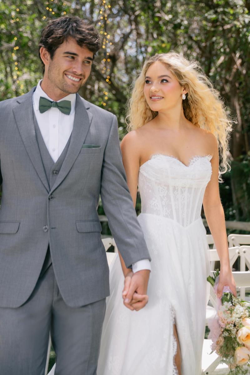 Allure Romance Style Number R3901L - 11