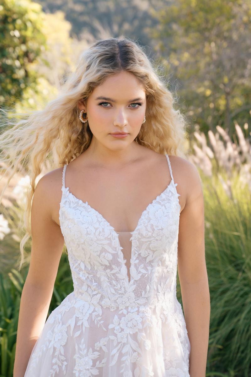 Allure Romance Style Number R3906LNC - 8