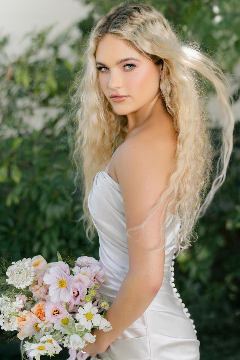 Allure Romance Style Number R3911 - 9