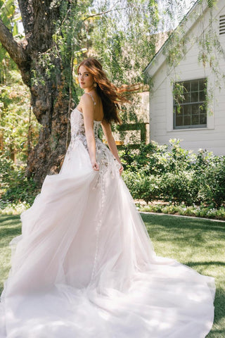 Allure Romance Style Number R3912 - 4