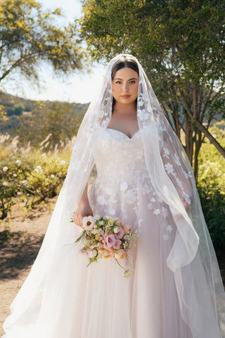 Allure Romance Style Number R3912L - 3