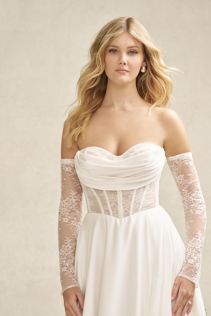 Allure Romance Style Number R3913 - 6