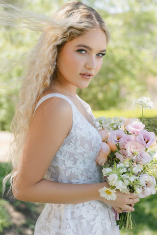 Allure Romance Style Number R3914L - 10