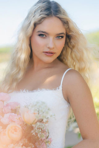 Allure Romance Style Number R3915 - 7