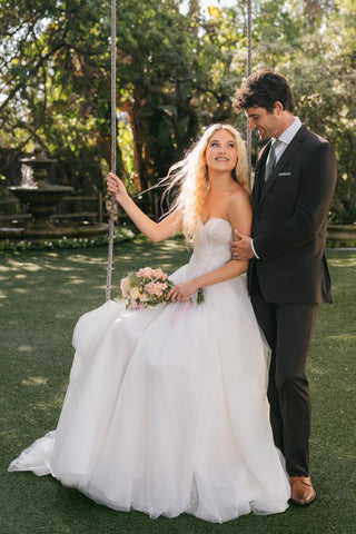 Allure Romance Style Number R3917L - 11