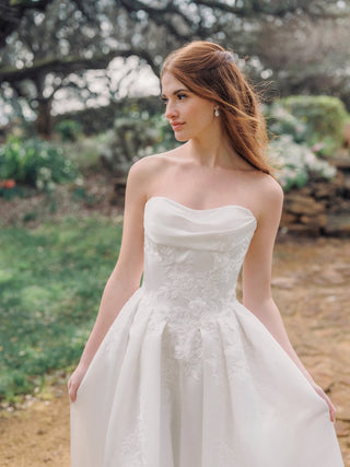 Allure Romance Style Number R3972 - 9