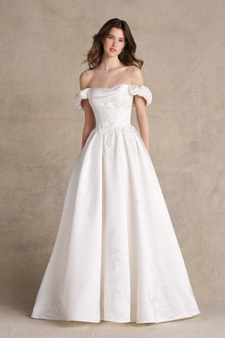 Allure Romance Style Number R3972 - 3