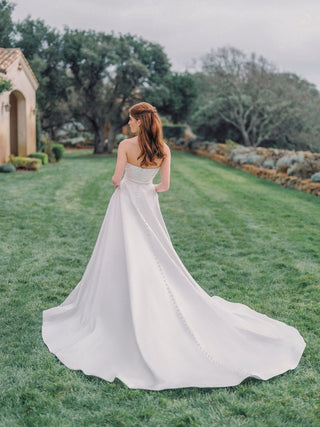Allure Romance Style Number R3984 - 2