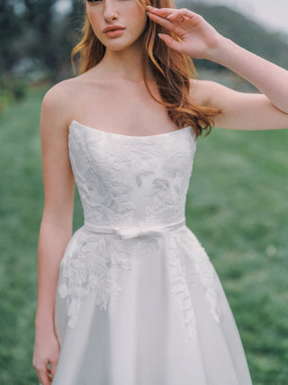Allure Romance Style Number R3984 - 12