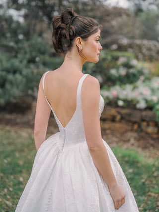 Allure Romance Style Number R3987 - 6