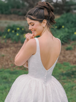 Allure Romance Style Number R3987 - 7