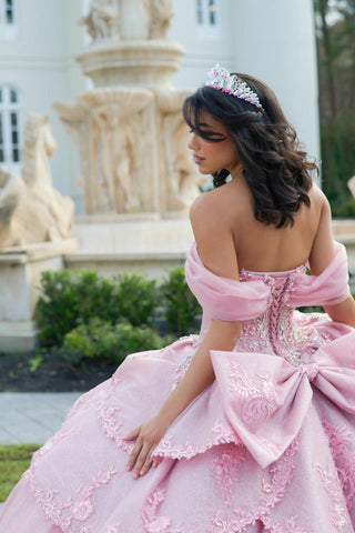Amabella Style Number Q1054 - 18